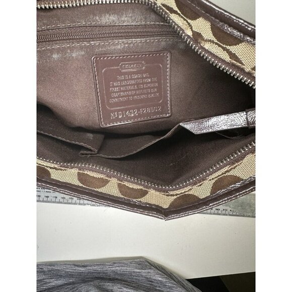 Coach Signature Stripe C Crossbody Messenger Shoulder Black Trendy Tan - Picture 4 of 8